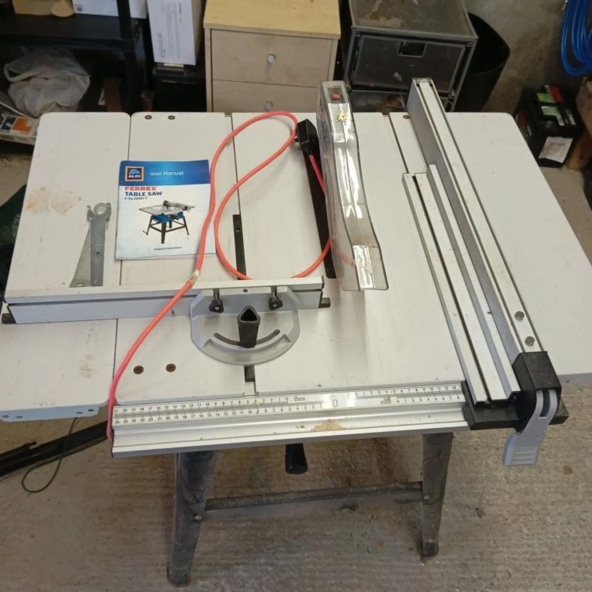 table saw - Image 1
