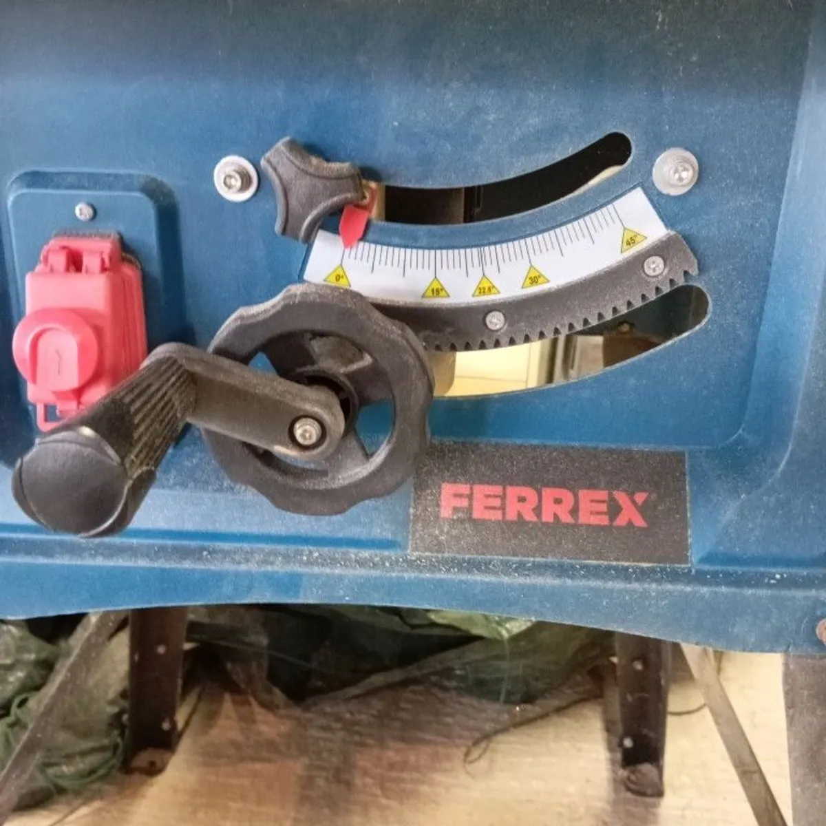 table saw - Image 2