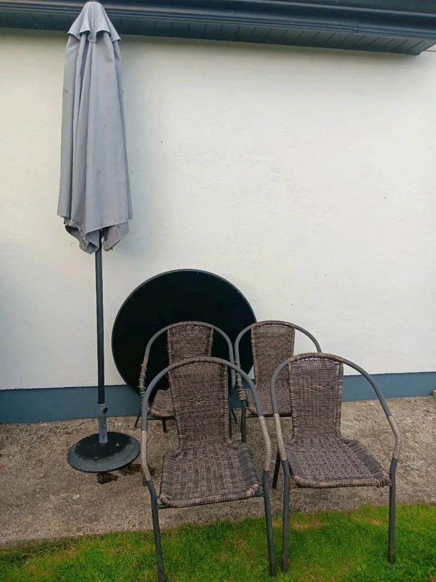 Garden Furniture - Image 1