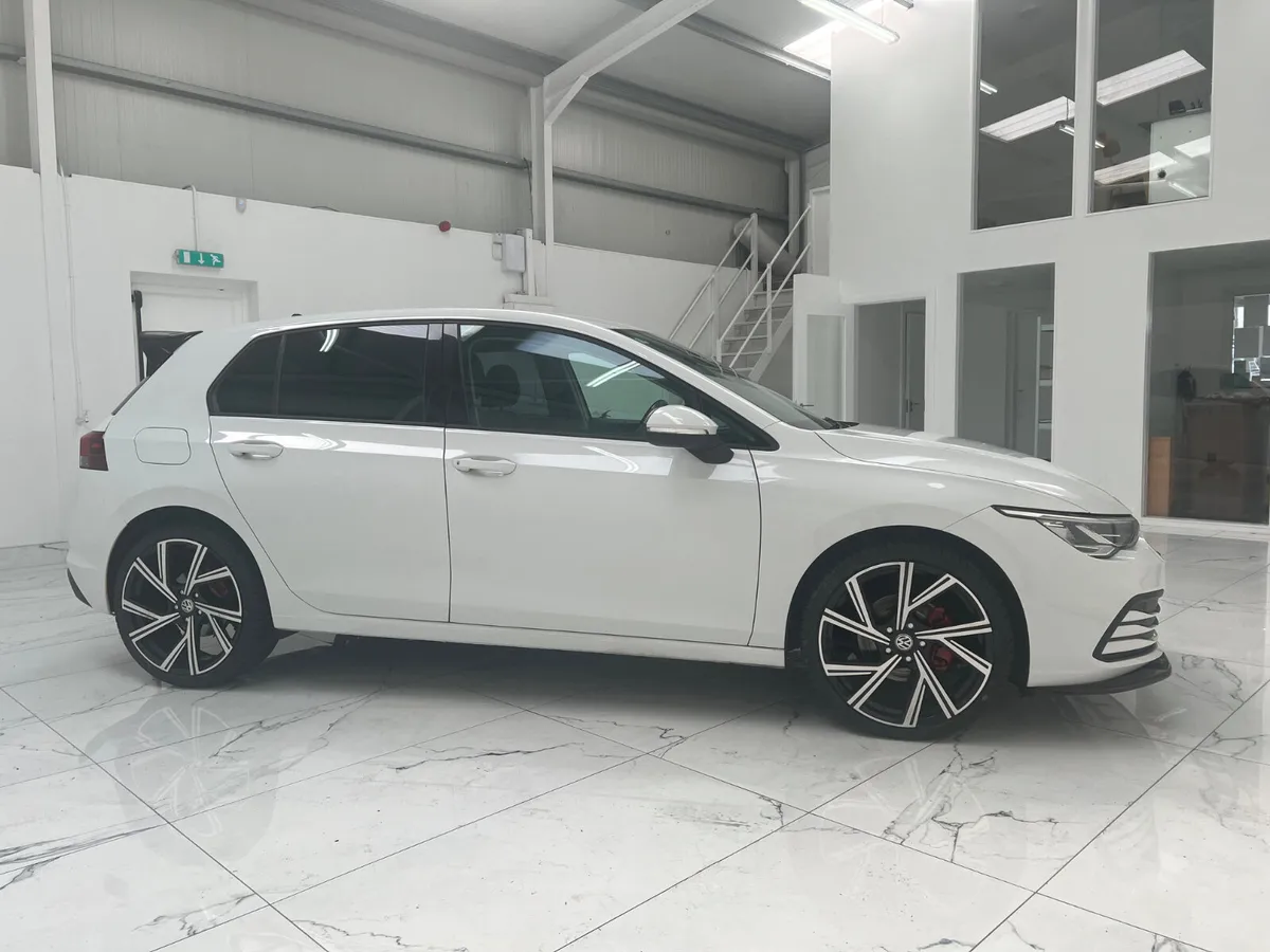 Volkswagen Golf 2022 - Image 3