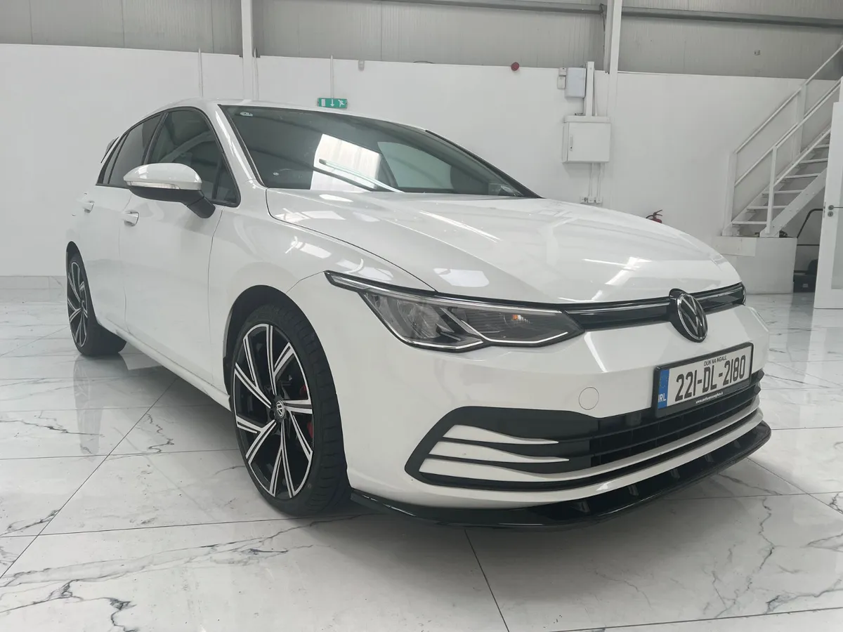 Volkswagen Golf 2022 - Image 2