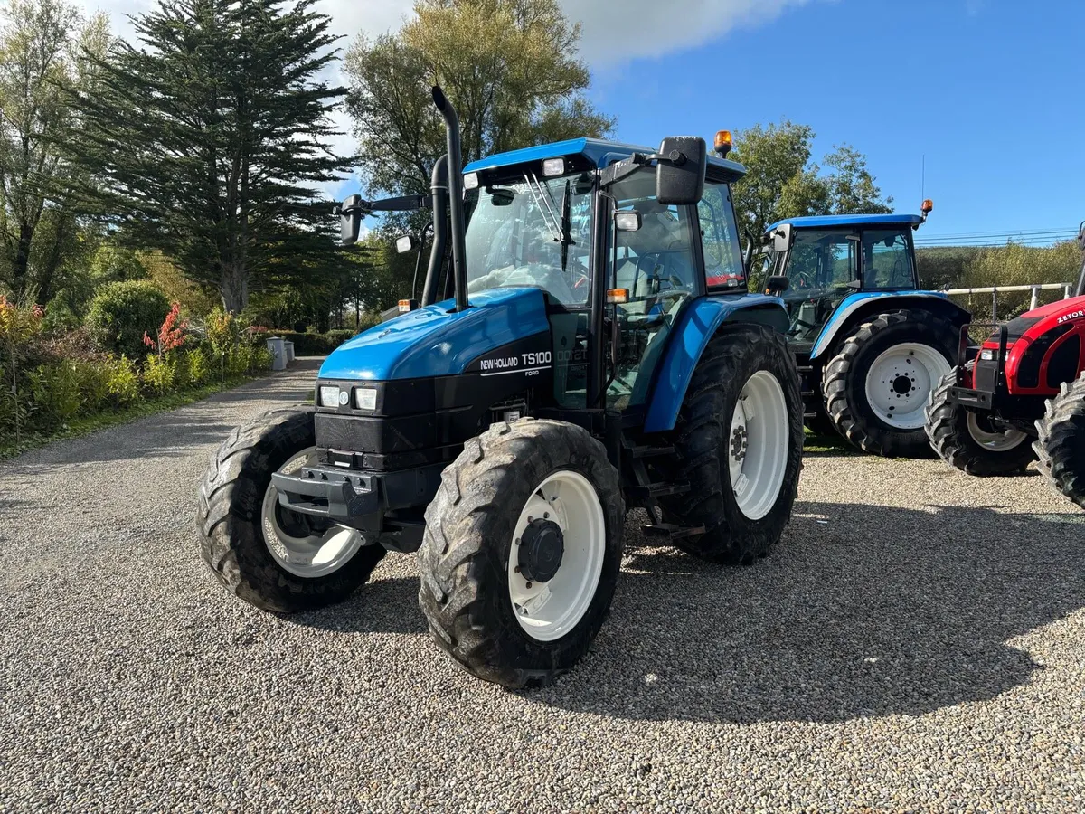 New Holland TS100 - Image 1