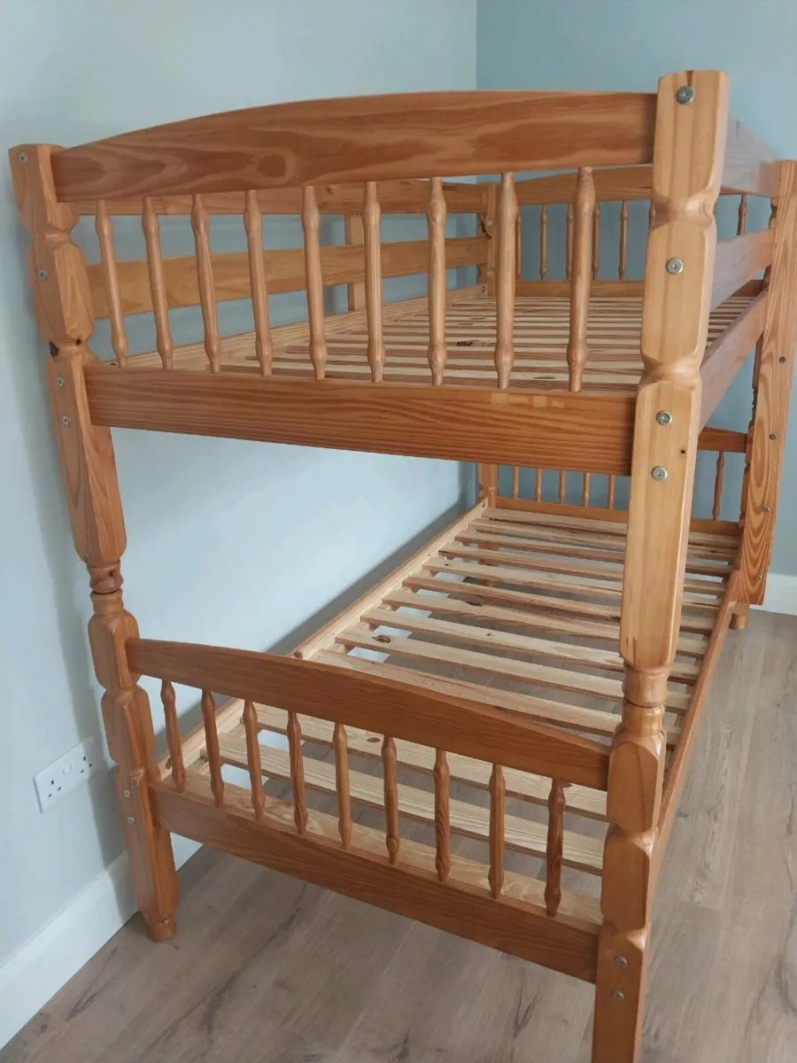 Bunk b - Image 2