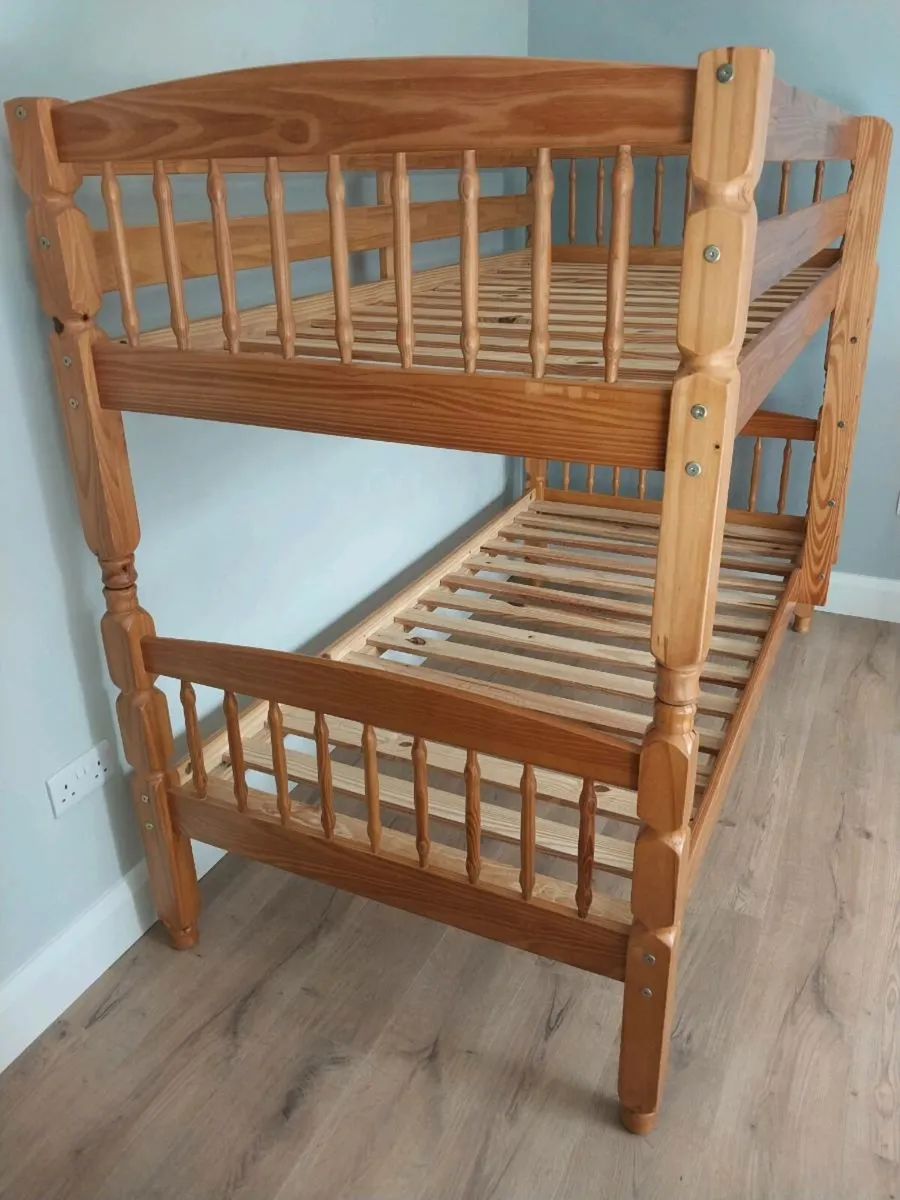 Bunk b - Image 3