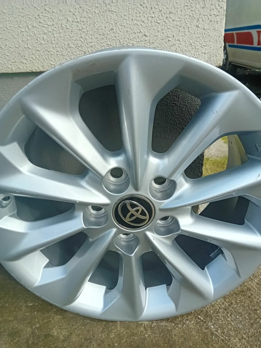 Toyota Alloy wheels 5×114.3 - Image 3