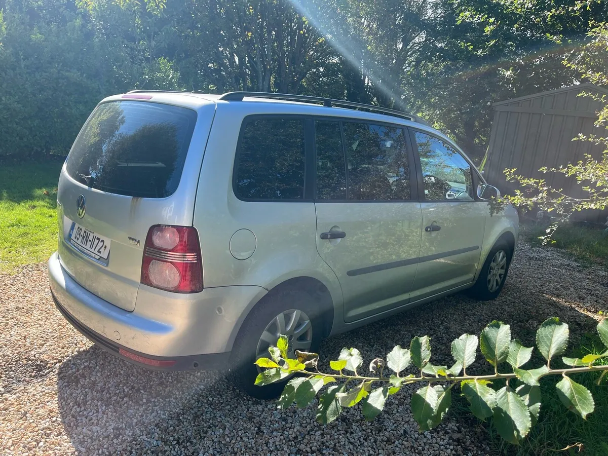 Volkswagen Touran 2009 - Image 4