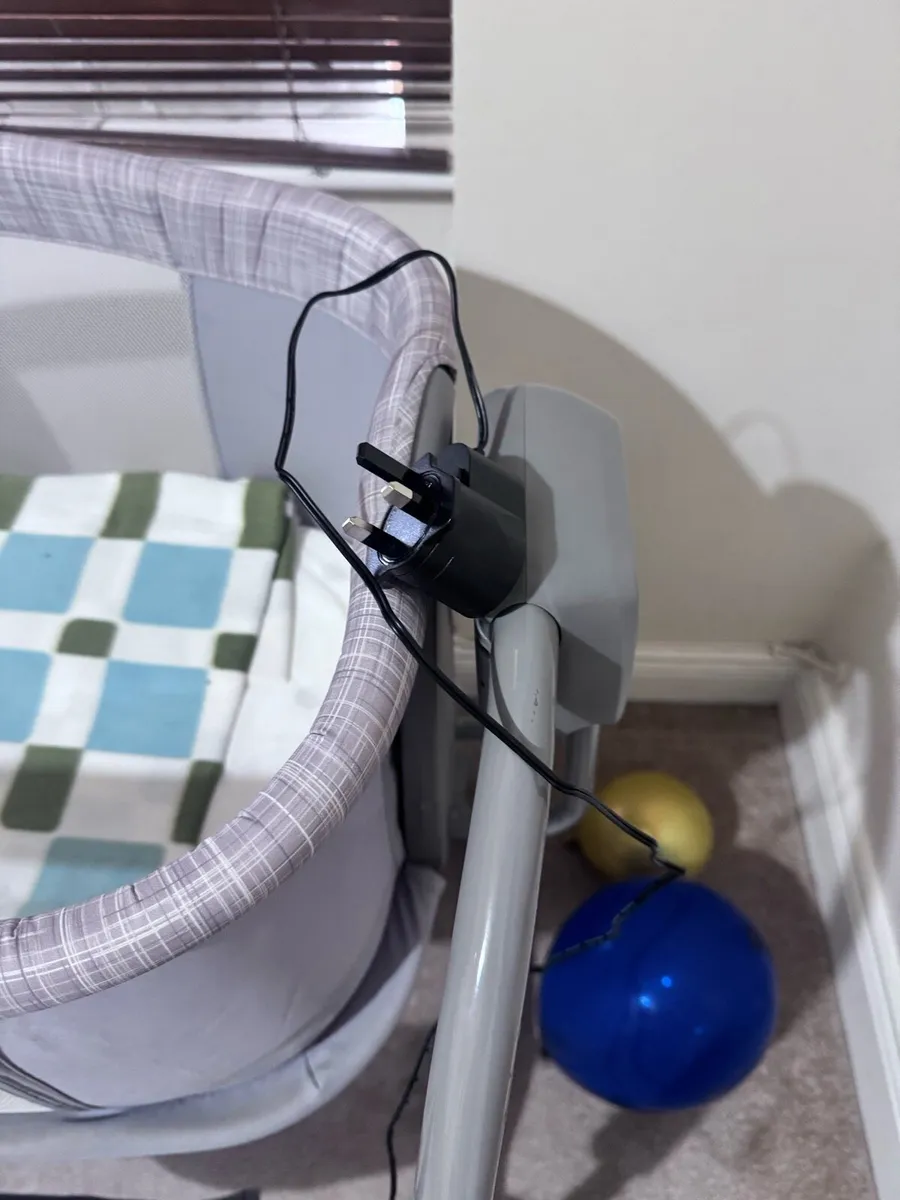Electric crib - Image 3