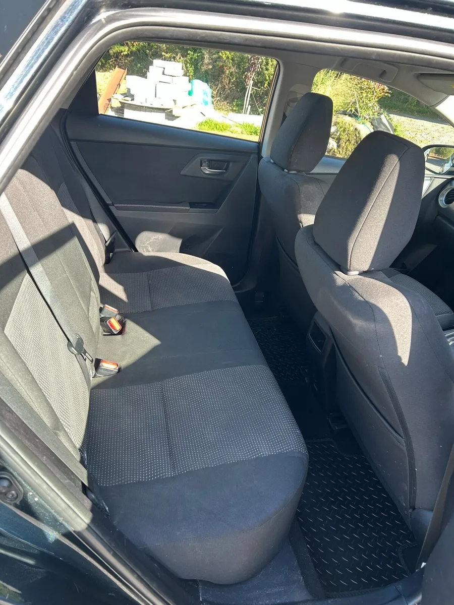 Toyota Auris 1.4 D-4D - Image 4