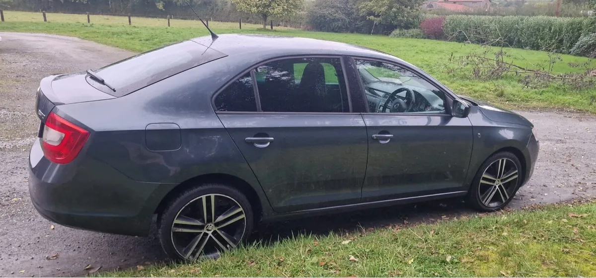 Skoda Rapid Sport - Image 4