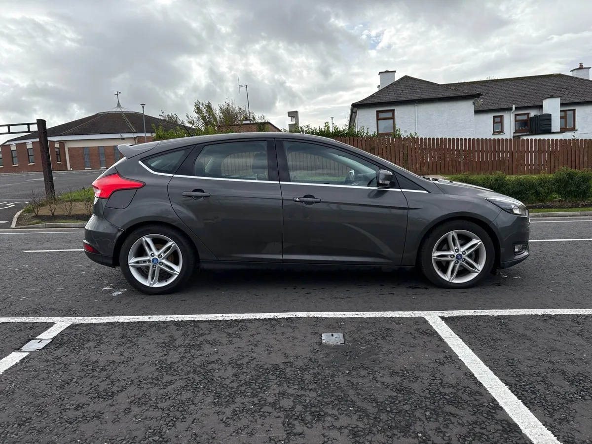 2015 Ford Focus Zetec 1.6 TDCI - Image 2