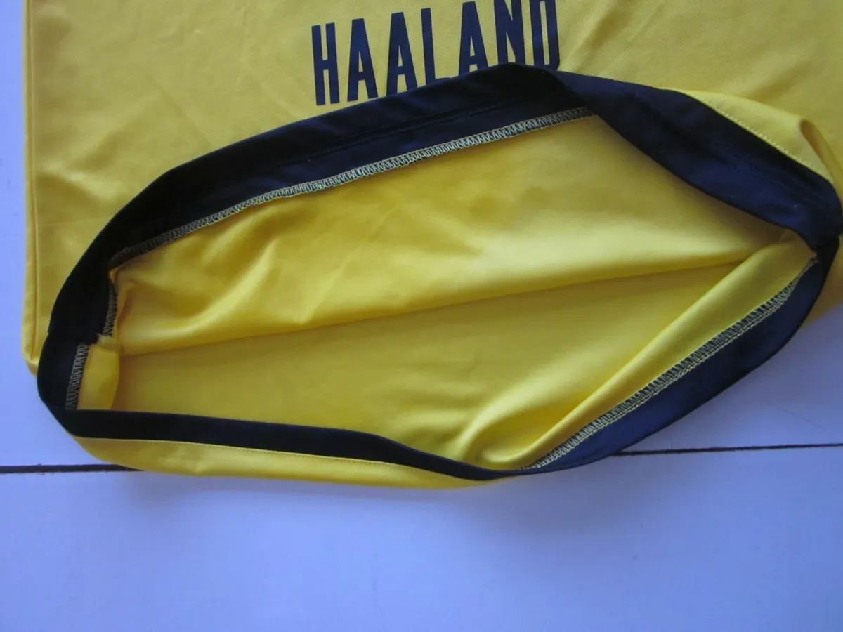 Borussia Dortmund FC Jersey Haaland - Image 2