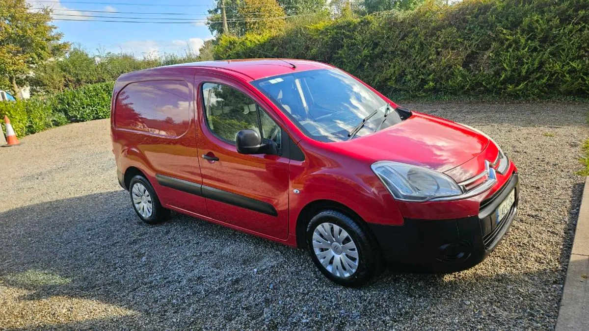Van - Image 1