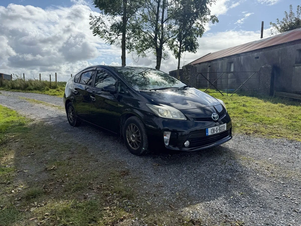 Toyota Prius Hybrid LOW MILEAGE - Image 1