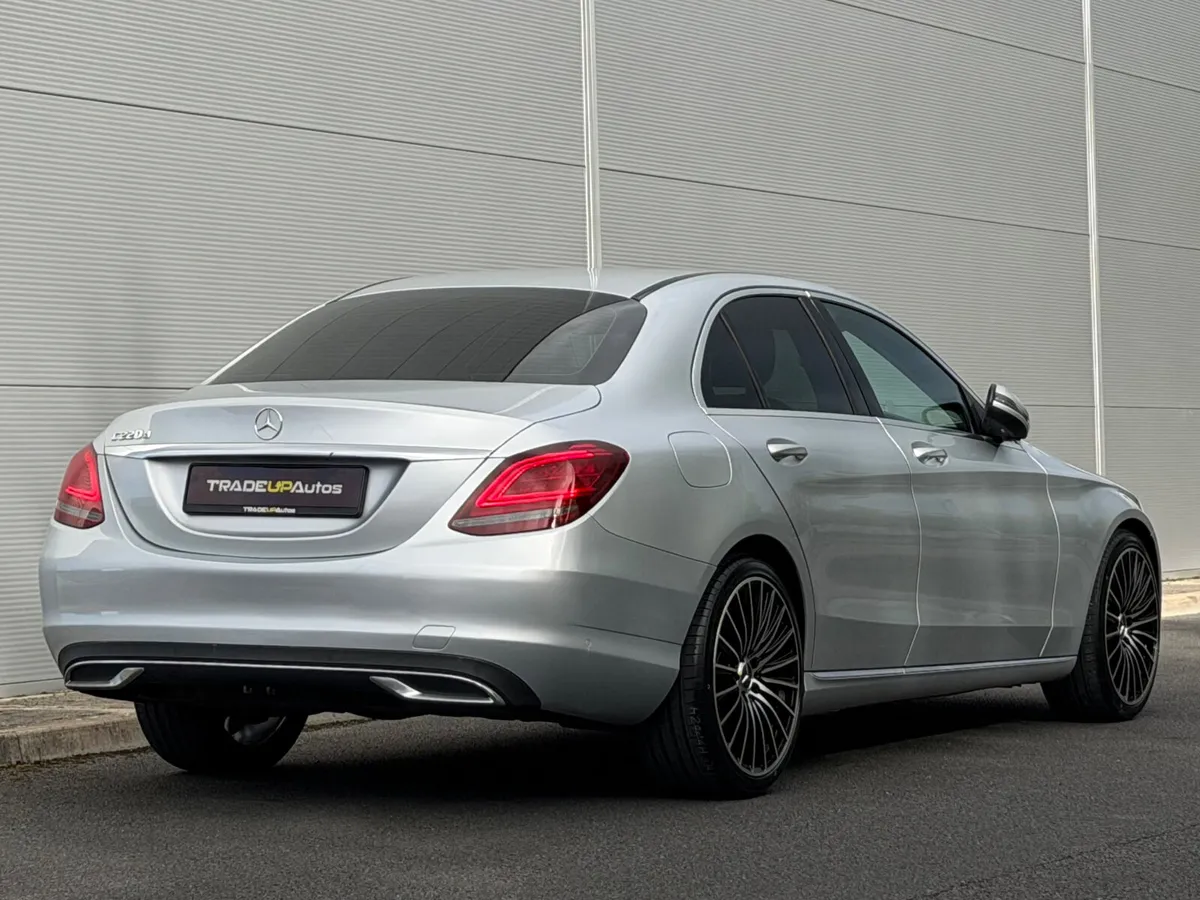 191 Mercedes C220d Premium - Image 3