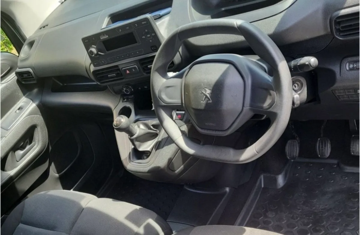 Peugeot Partner - 1.5 diesel - Image 4