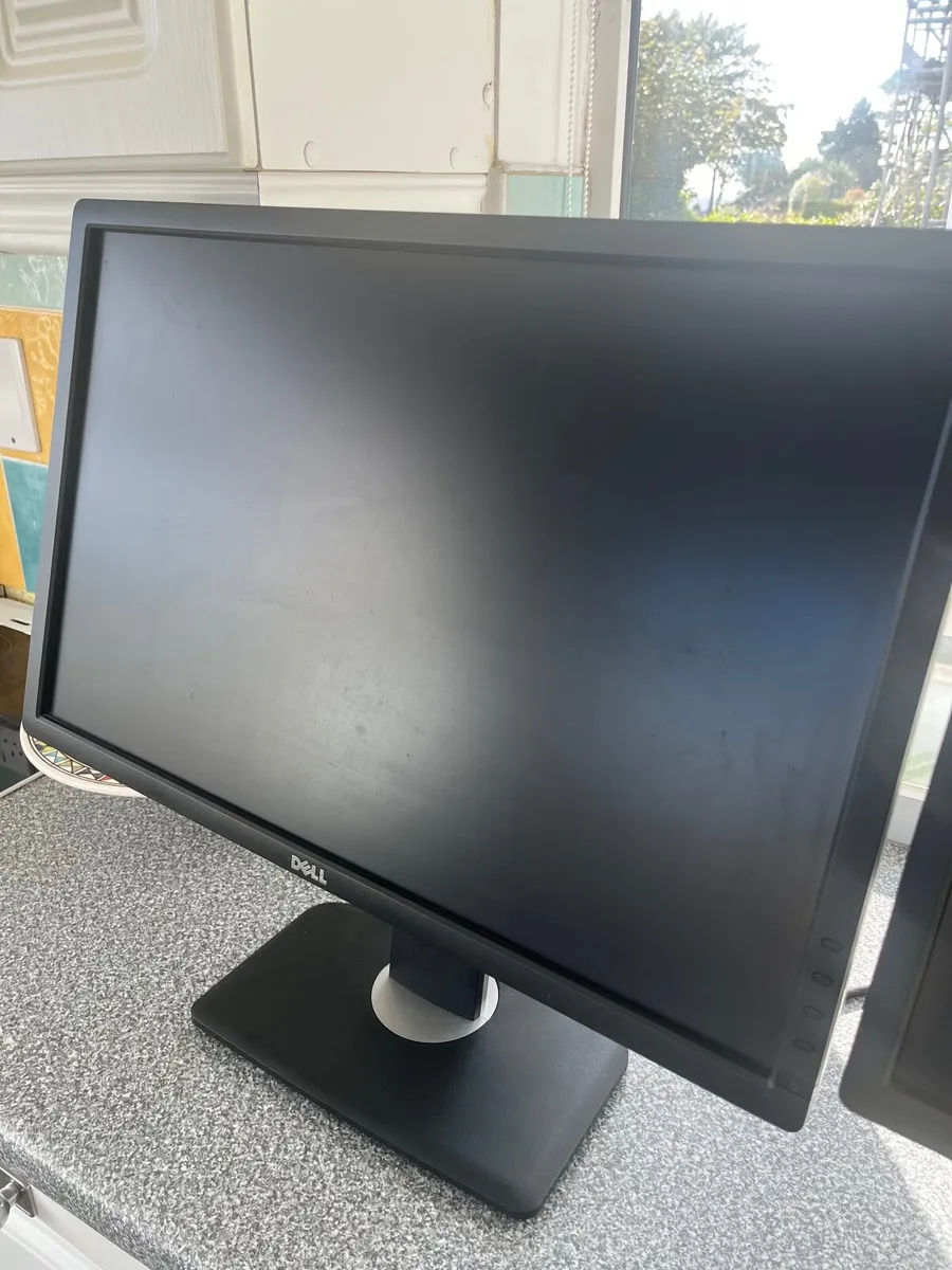 Two Dell Computer screens - Image 4