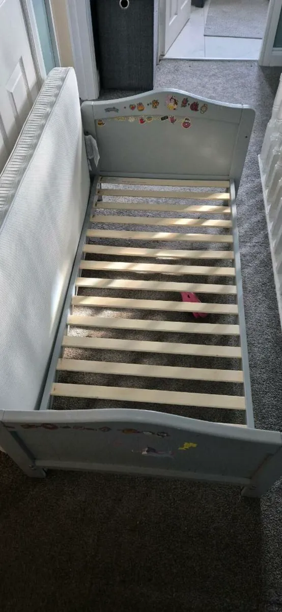 Children's Bed - Image 1