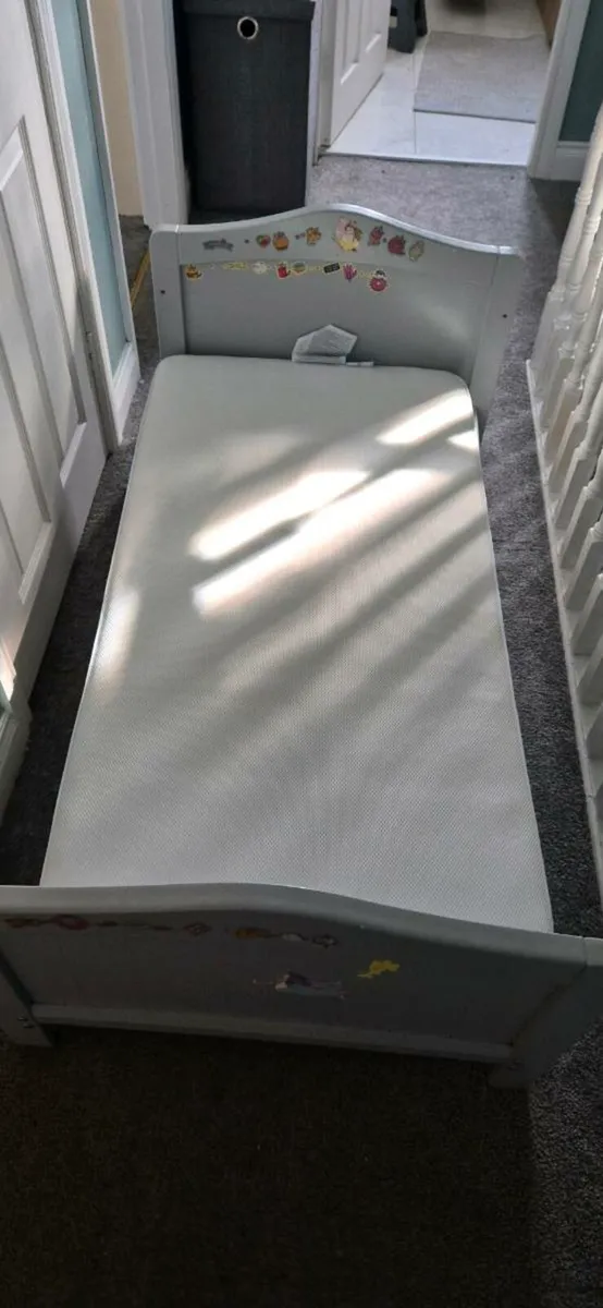 Children's Bed - Image 2