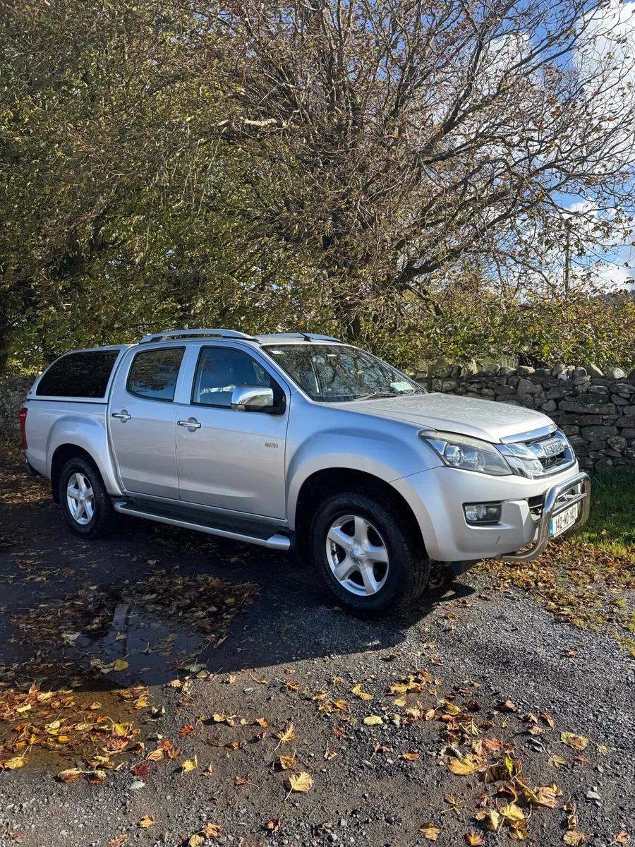 ISUZU D-MAX 2.5  TWIN TURBO - Image 1