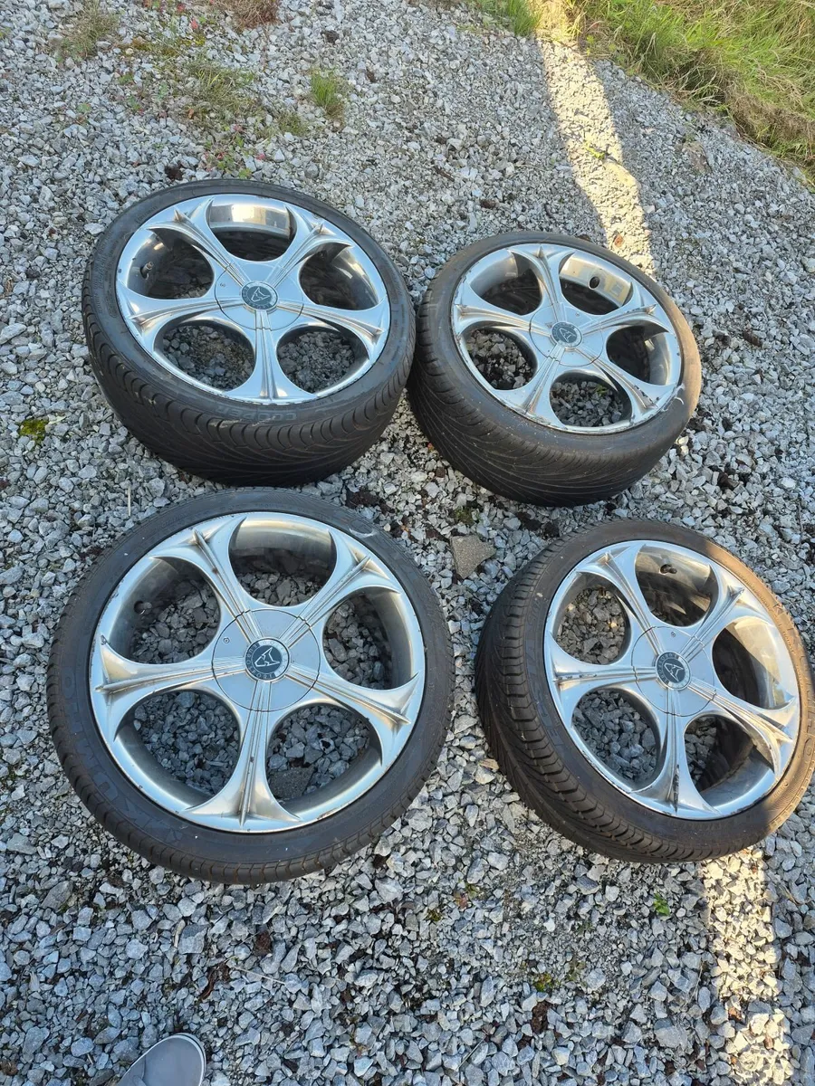 Wolfrace  17 inch multifit alloys - Image 1