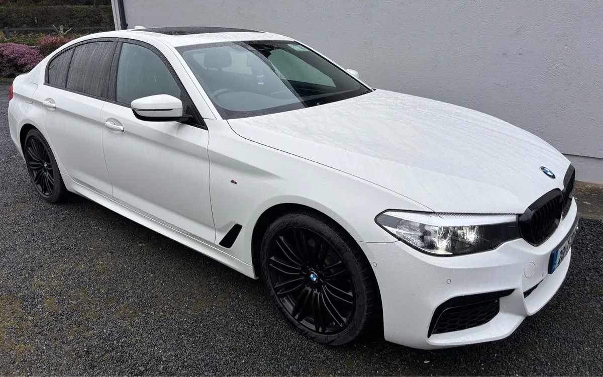 🔥2020 BMW 520D M Sport Auto/Reverse Cam/Sunroof - Image 3