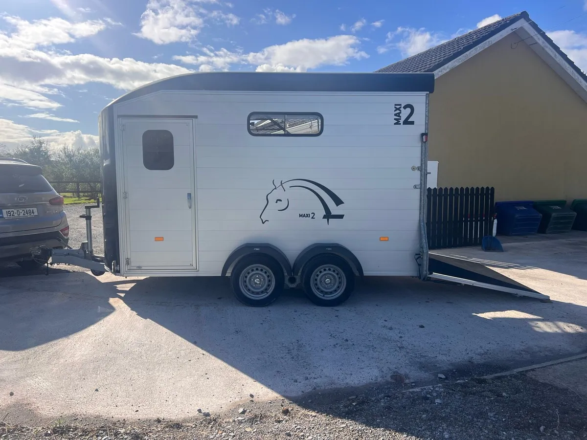 Cheval liberte Herringbone Double Horsebox - Image 2