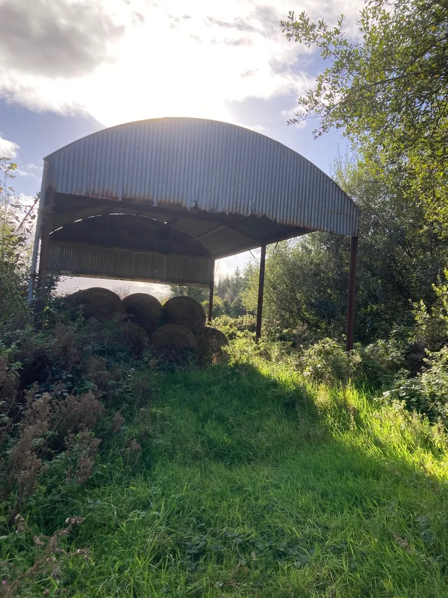 2 block hay shed - Image 3