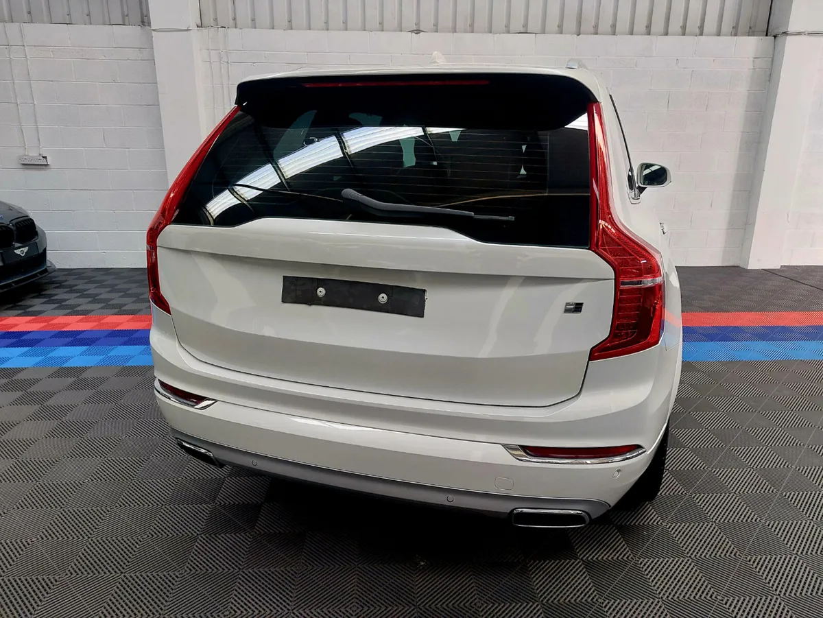 162 XC90 AWD INSCRIPTION GT 7 SEATER - Image 4