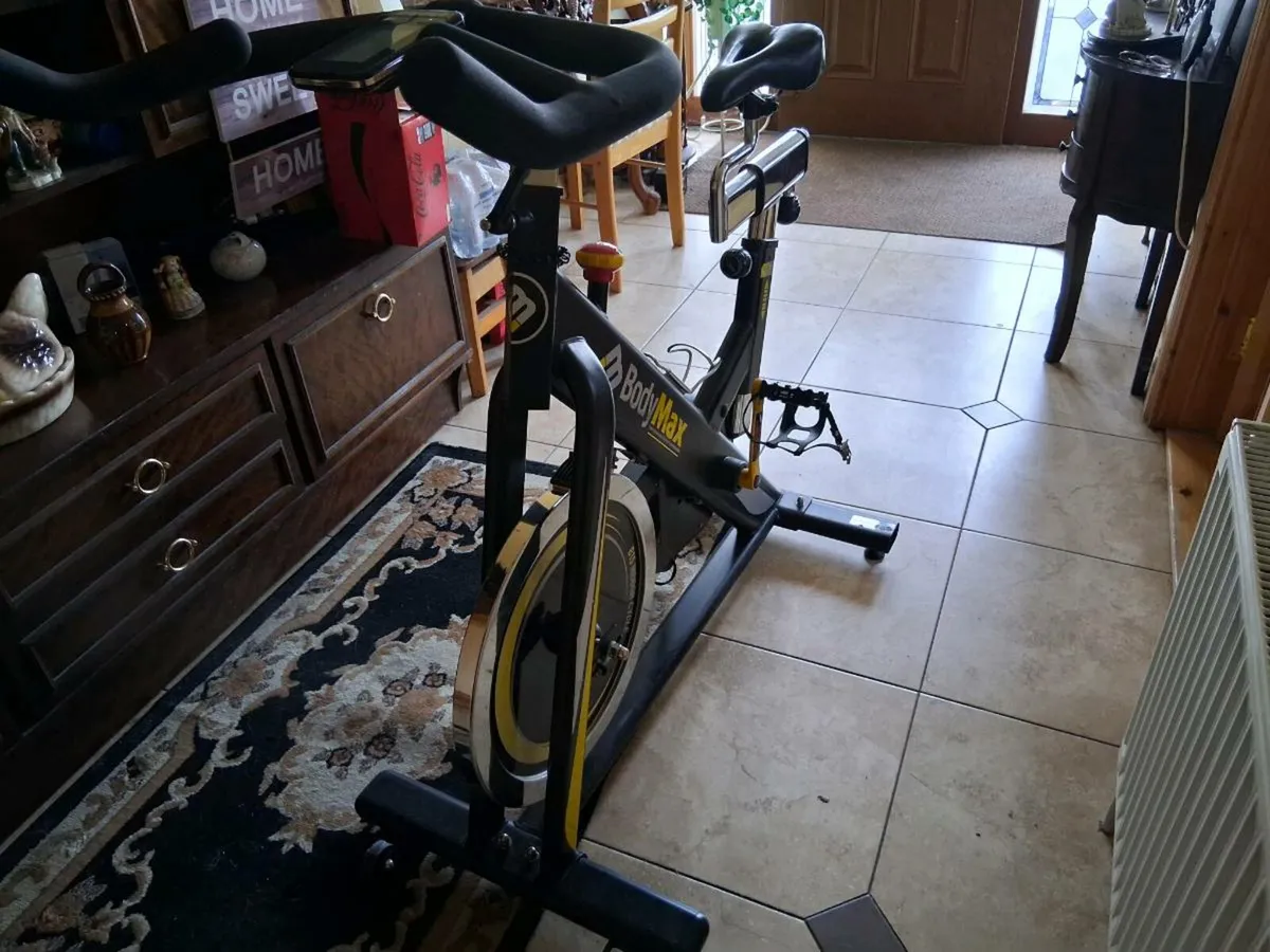 Spinning bike - Image 1