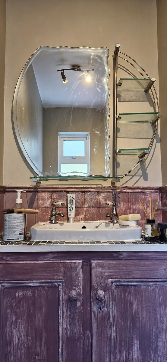 Mirror - Image 1