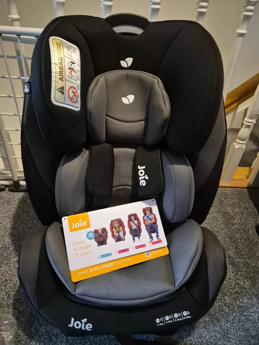 Child Car Seat - Image 1