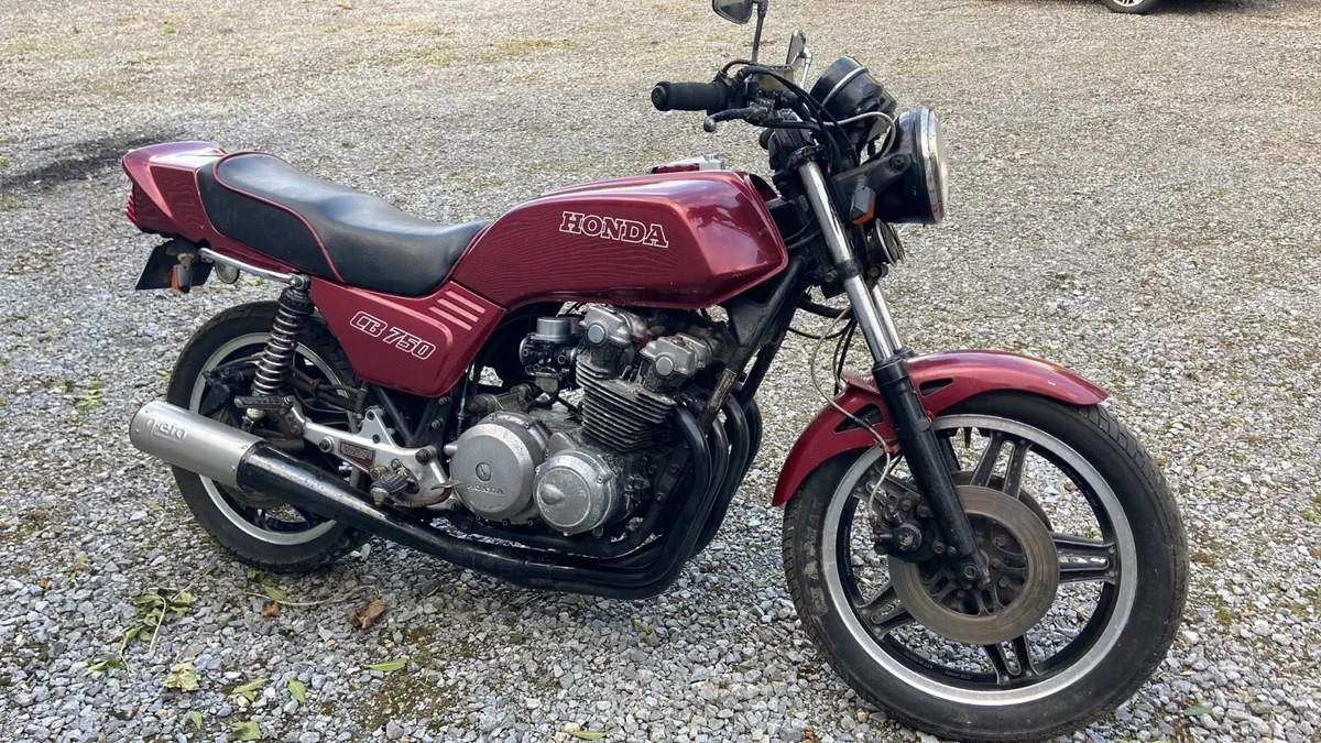 1982 CB 750 - Image 1