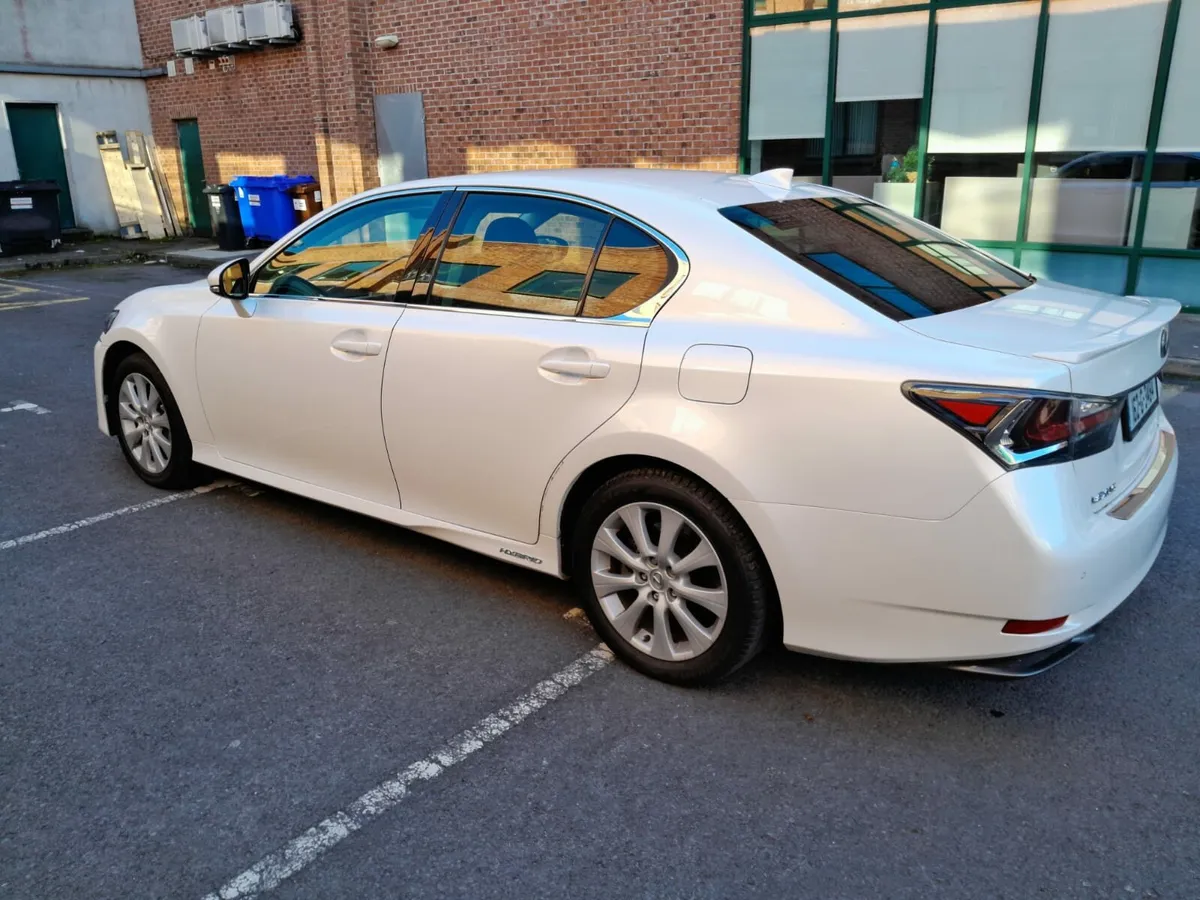 2016 Lexus Gs300h - Image 3