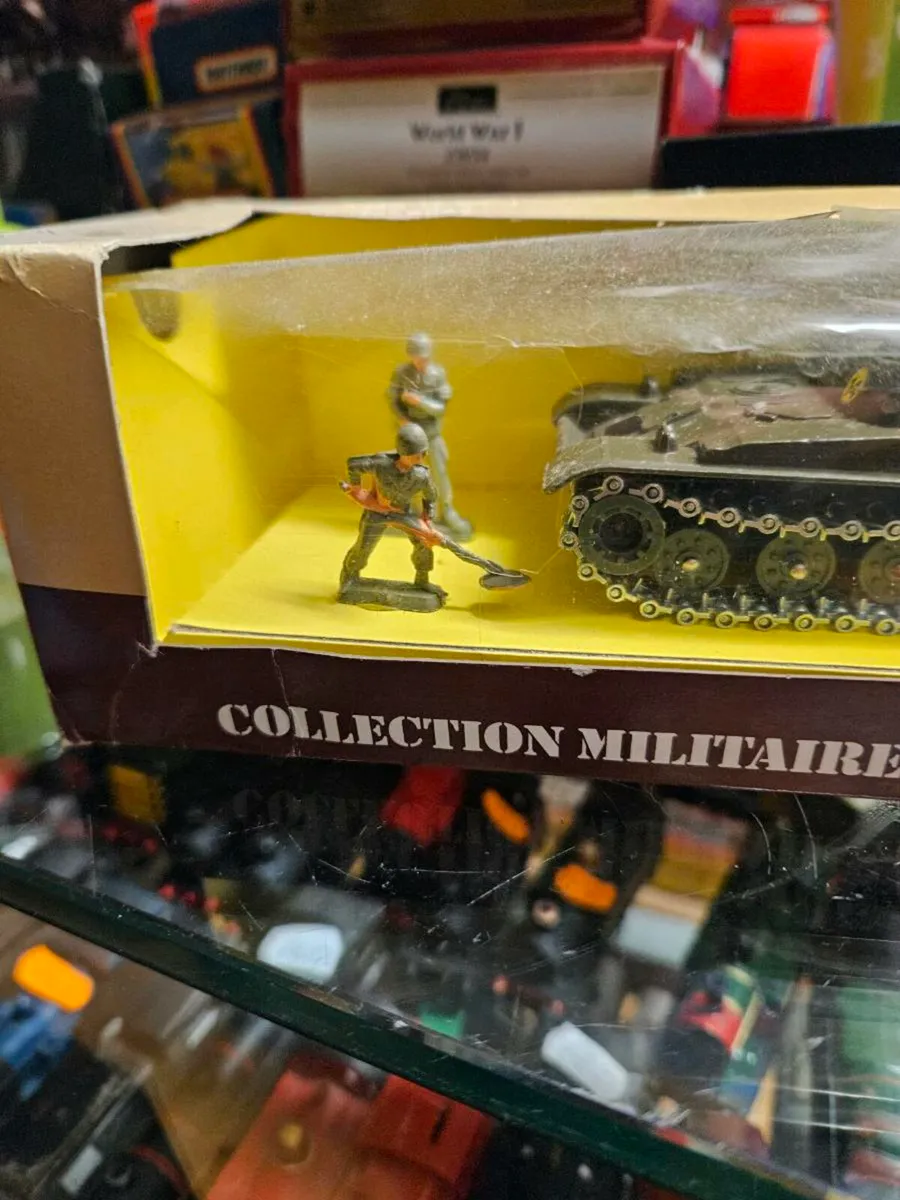 Corgi Solido French AMX 13 Armoured Car - Image 3
