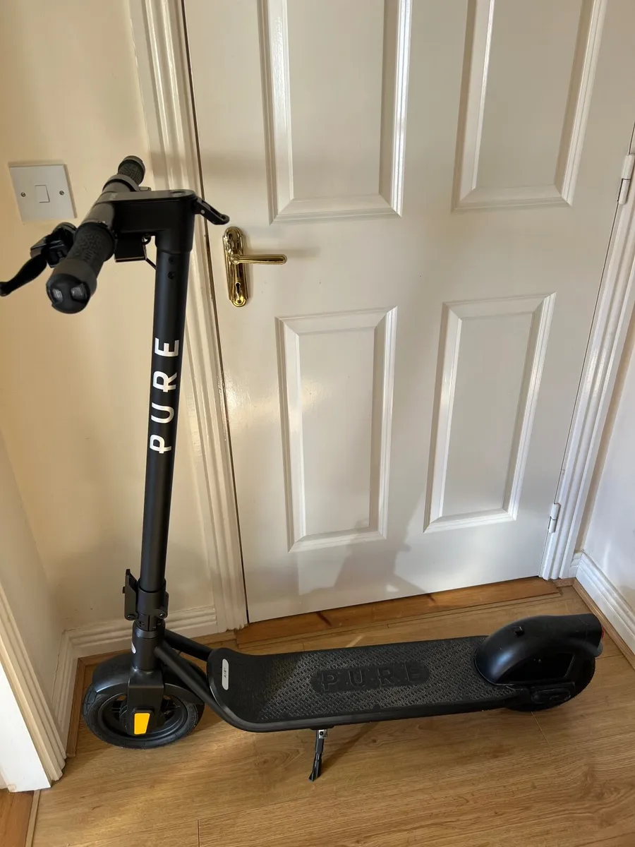 Electric scooter - Image 1