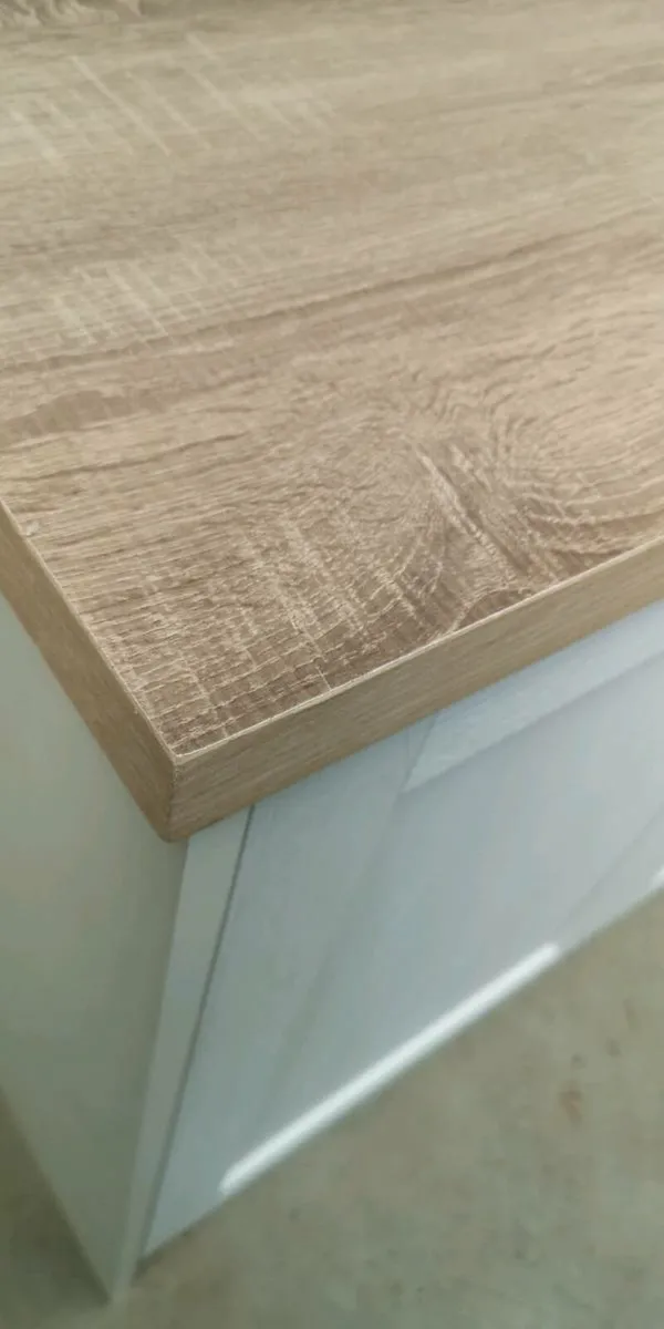 Kitchen island - Image 3
