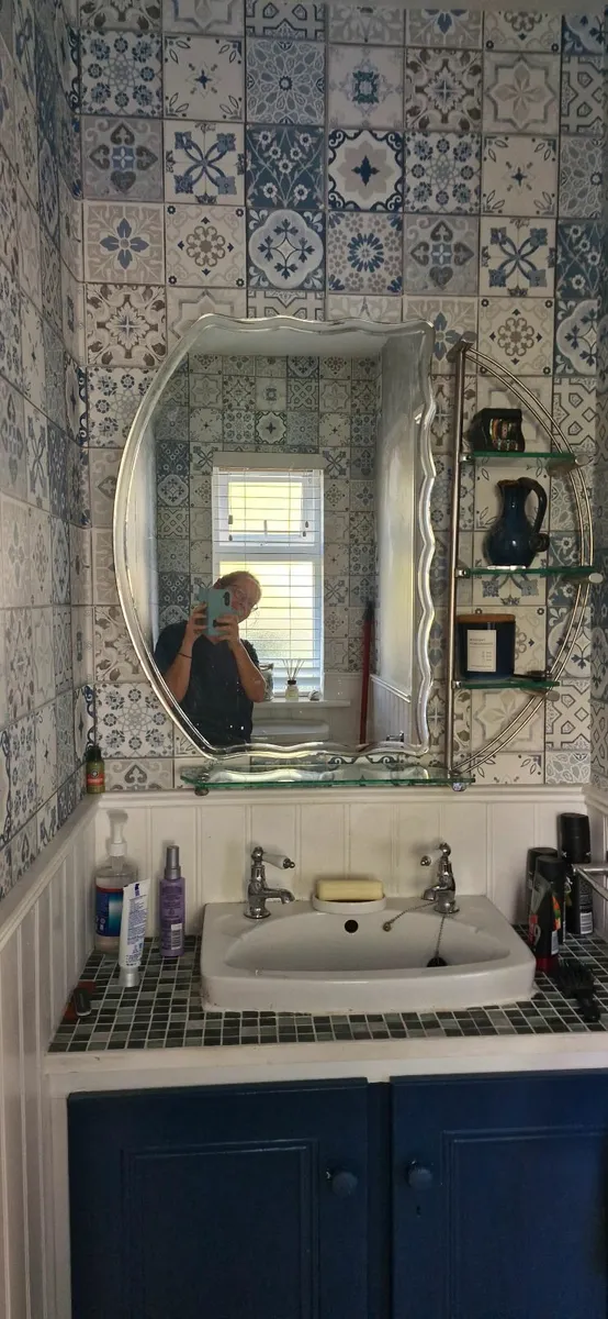 Mirror - Image 2