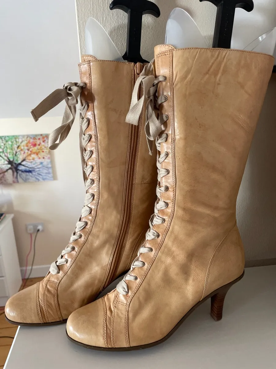 NINE WEST Vintage Leather Boots - Image 4