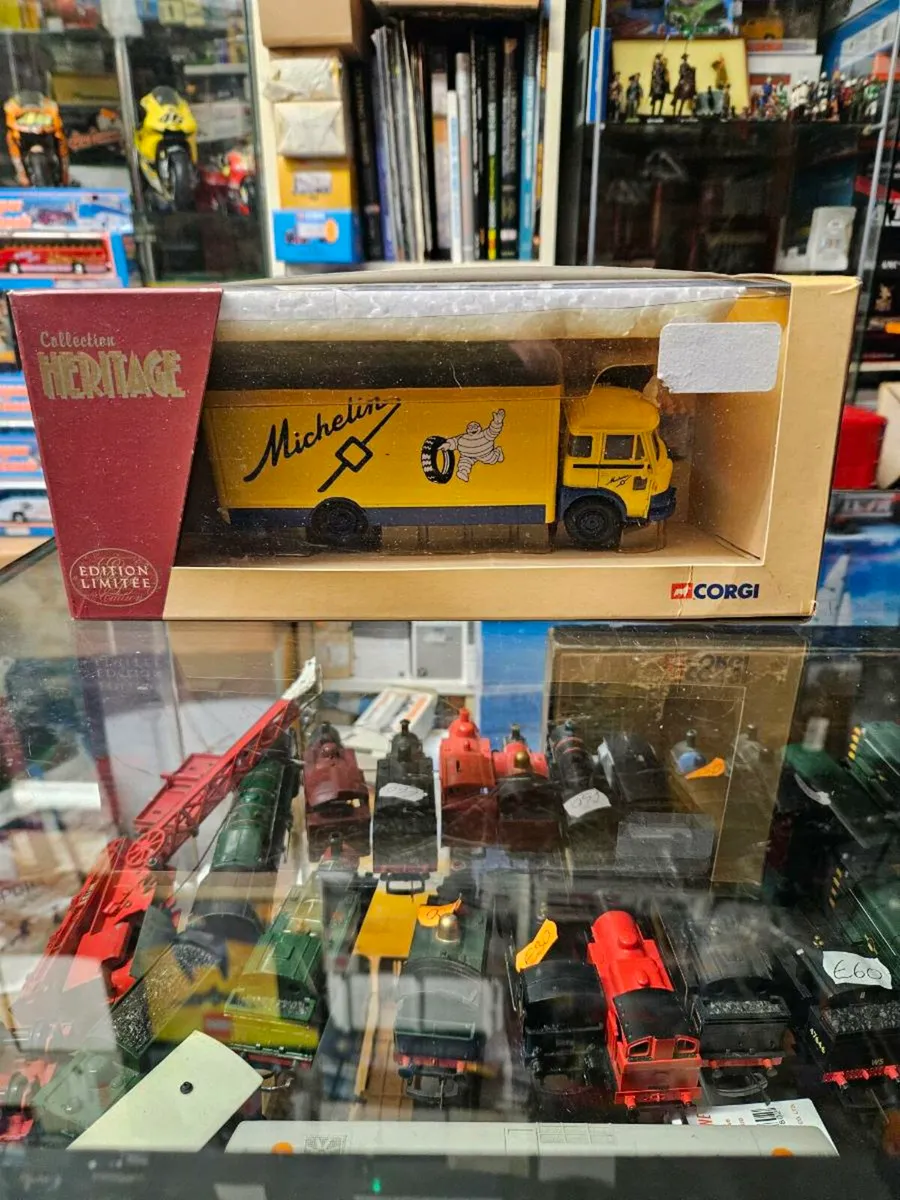 Corgi Michelin Truck - Image 1