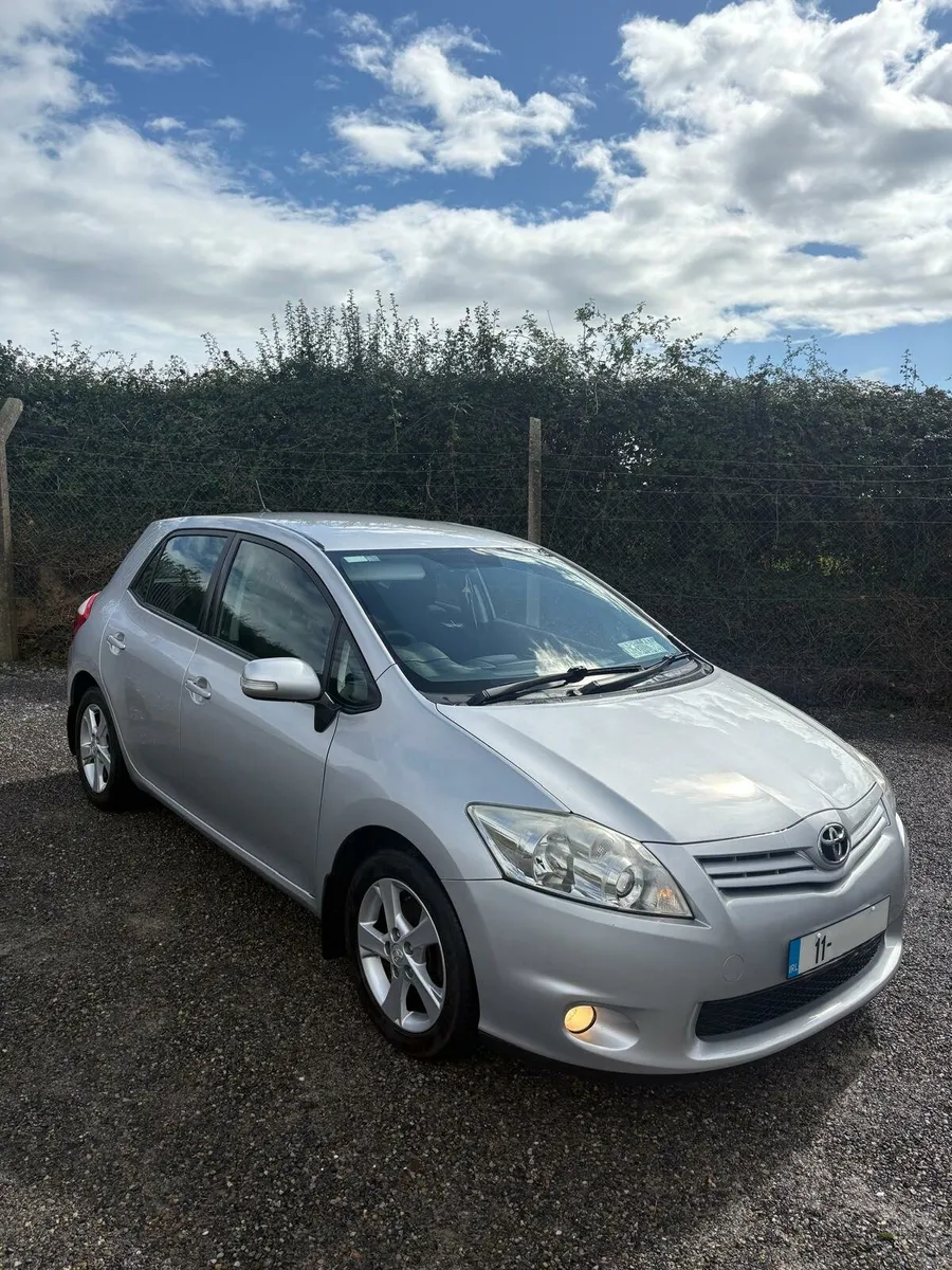 Toyota auris - Image 1