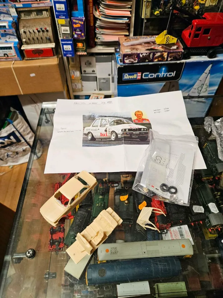 Corgi BMW Resin Kit - Image 1