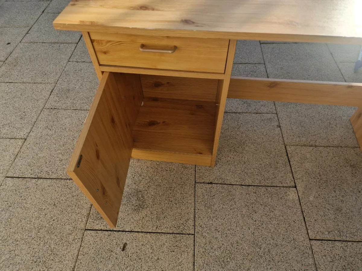 Desk - Image 1