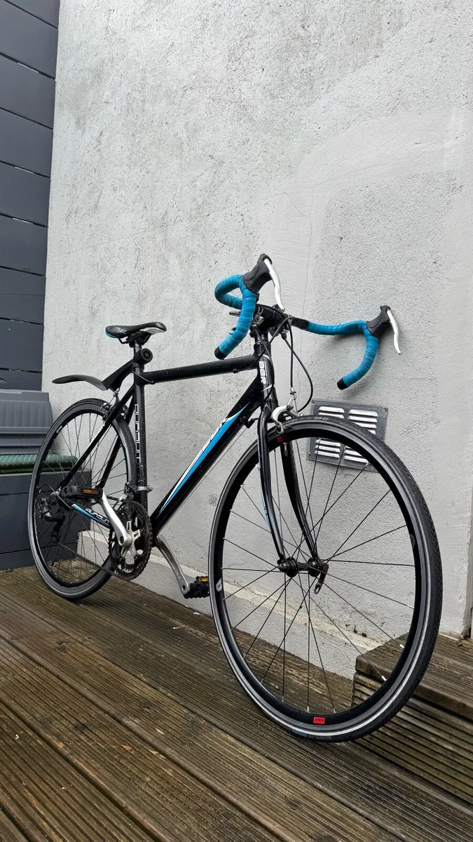 DBR Diamondback Pursuit Road Bike - Image 4