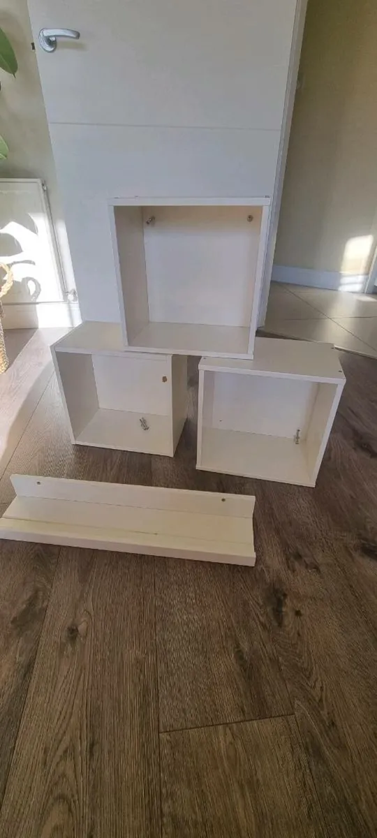 FoRHoJA Wall cabinet ikea 3x @ bookshelf - Image 1