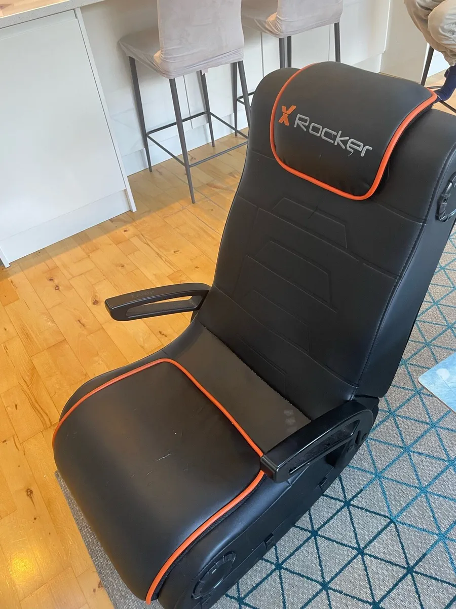 Gaming chair - Image 1