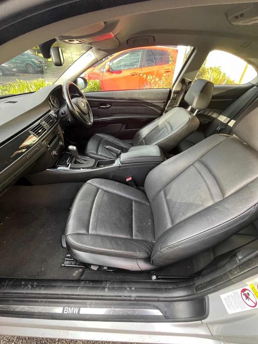 Bmw e92 320i (Automatic) Ncted & Taxed - Image 4
