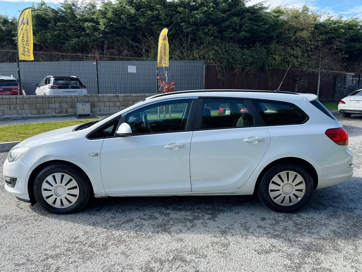 2013 VAUXHALL ASTRA ESTATE TECH-NCT/TAX+Serviced - Image 2