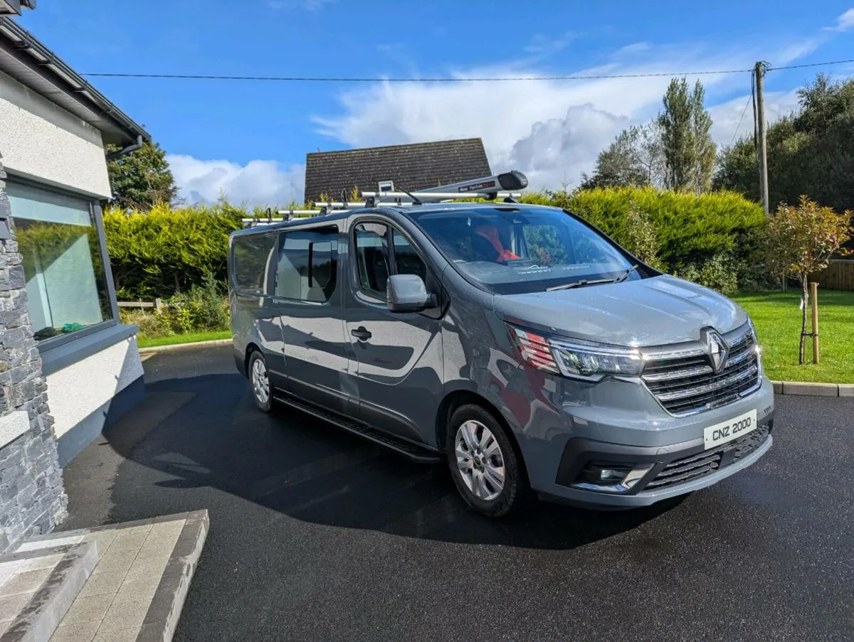 Renault trafic sport crew cab - Image 4