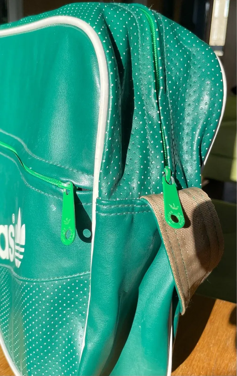 Adidas Originals Crossbody Airliner Shoulder Bag - Image 4