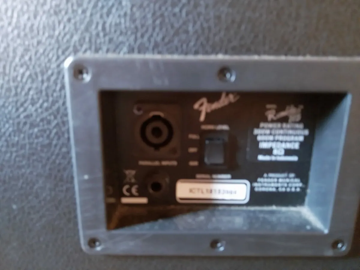 Fender 115 v3 bass cab - Image 4